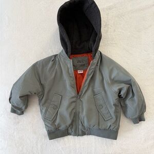 Zara Kids Gray and Black Hooded Puffer Jacket